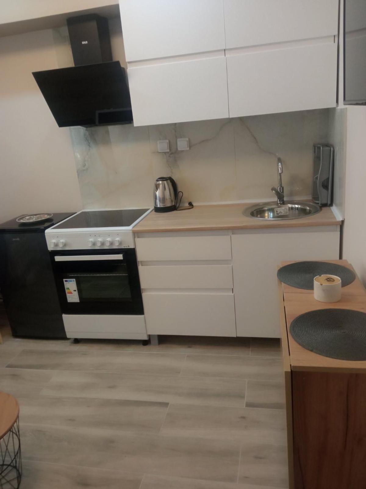 Polit Luxury Aprt 2 Bedrooms Thessaloníki Eksteriør billede